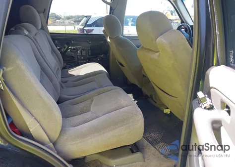 2003 Chevrolet Tahoe Ls z USA, uszkodzony, nr VIN 1GNEC13V43R294519